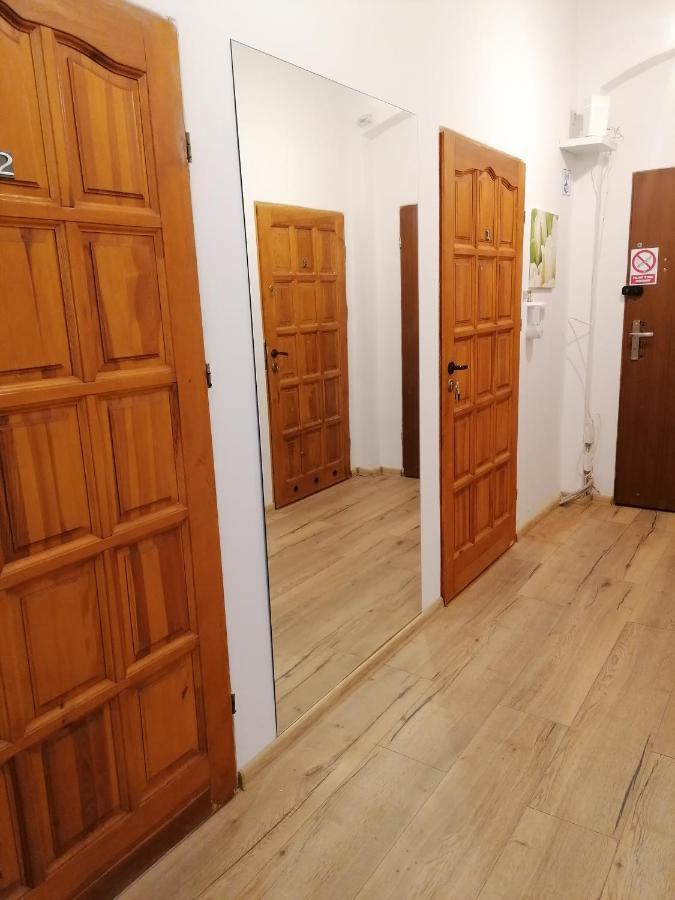 Tulip - Pokój 3 Ze Wspólną łazienką I Kuchnią Apartament *