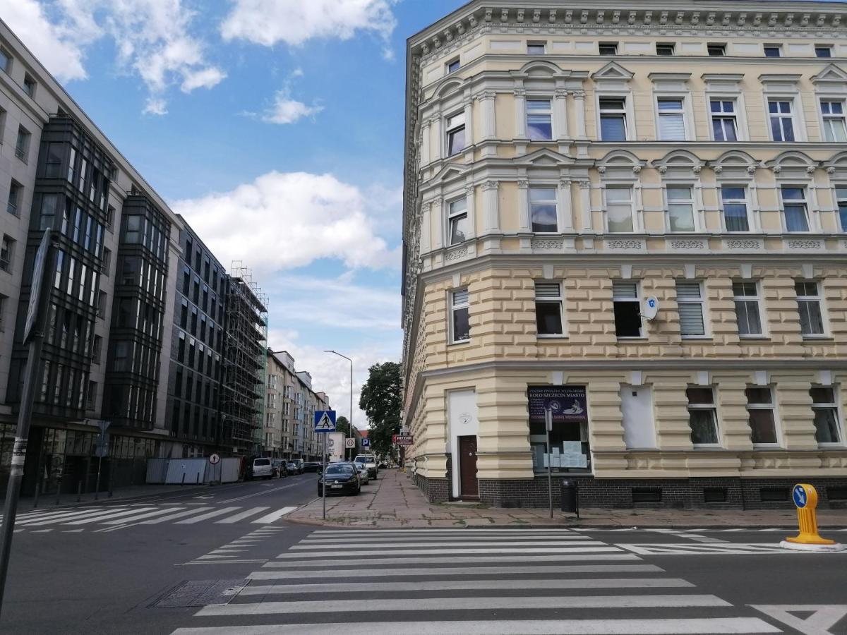 Tulip - Pokój 3 Ze Wspólną łazienką I Kuchnią Apartament Szczecin